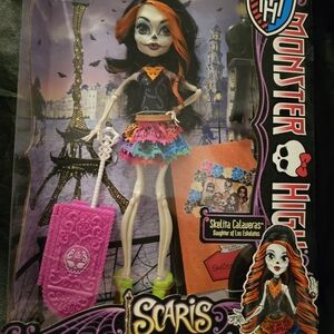 Monster High Scaris City of Frights Skelita Calaveras